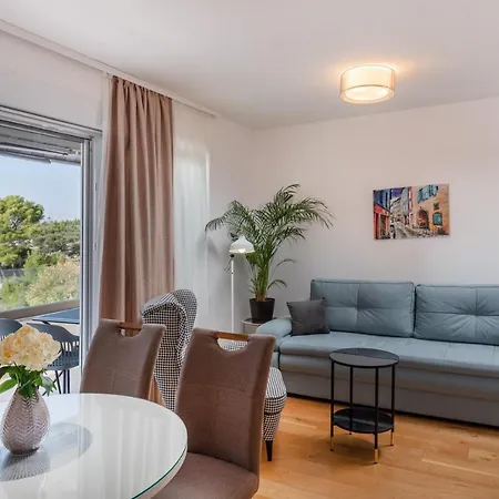 Solu Apartment Promajna Kültér fotó